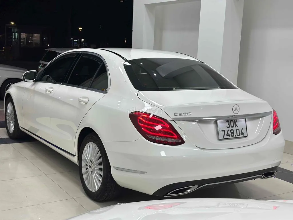 Mercedes-Benz C-Class 2015 photo 5