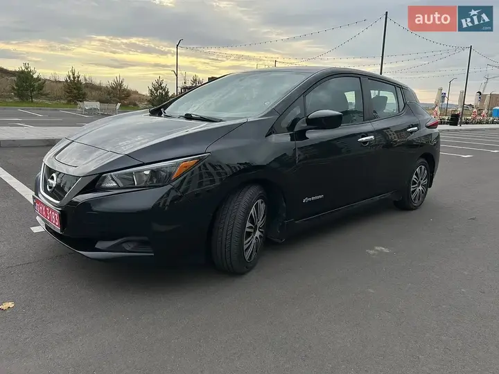 Nissan Leaf 2018 photo 3