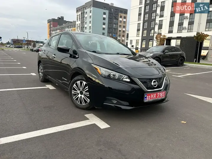 Nissan Leaf 2018 photo 4
