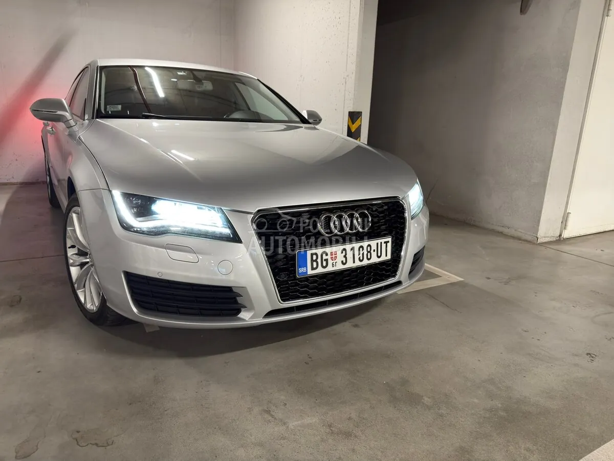 Audi A7 2012 photo 5