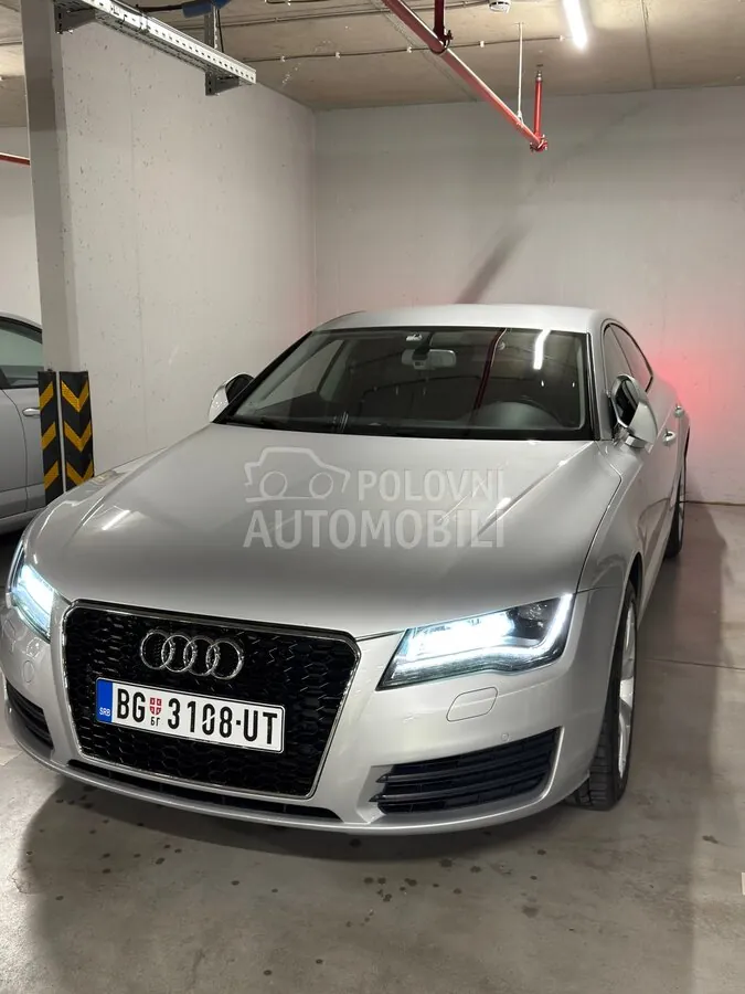Audi A7 2012 photo 2