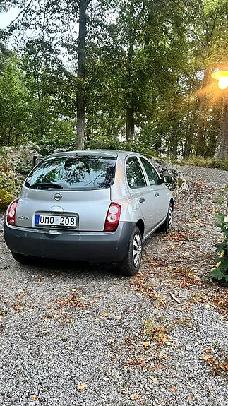 Nissan Micra 2003 photo 2
