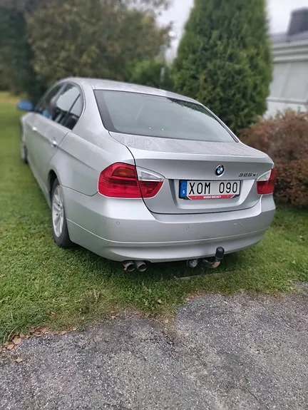 BMW 325Xi 2006 photo 4