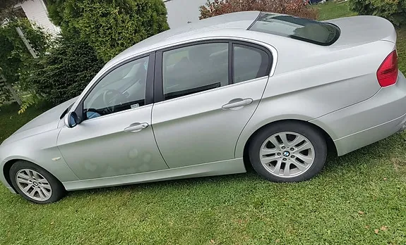 BMW 325Xi 2006 photo 2