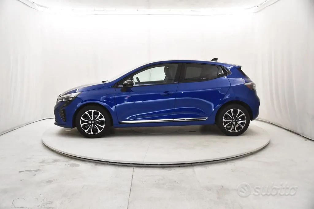 Renault Clio 2025 photo 2