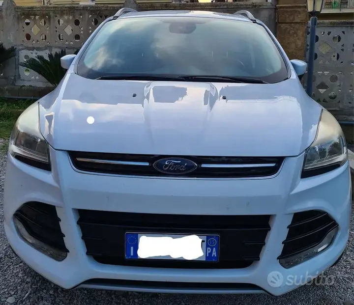 Ford Kuga 2015 photo 2