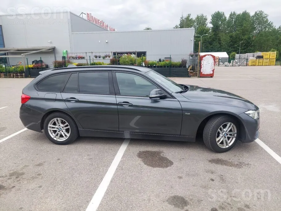 BMW 318 2018 photo 3
