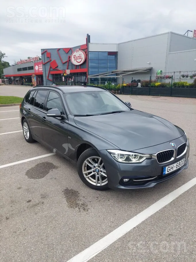 BMW 318 2018 photo 2