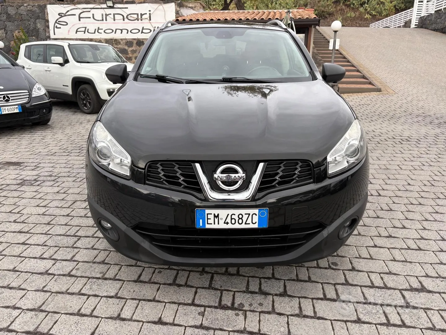 Nissan Qashqai 2012 photo 3