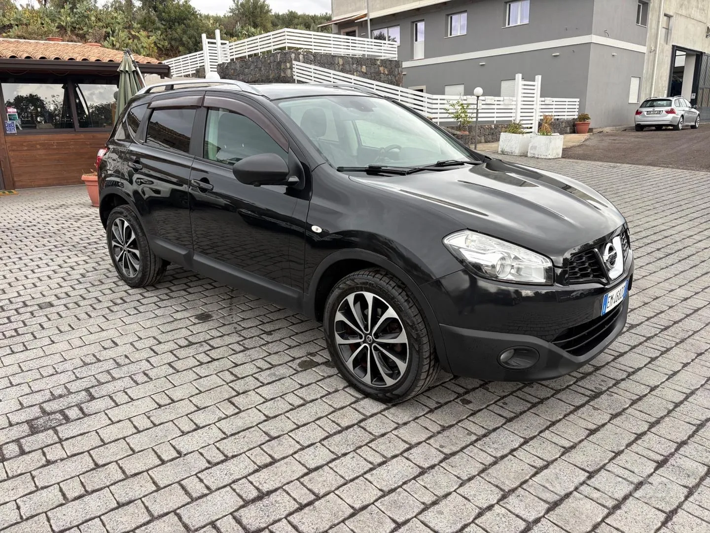 Nissan Qashqai 2012 photo 5