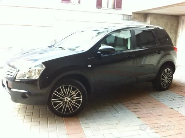 Nissan Qashqai 2009 photo 2