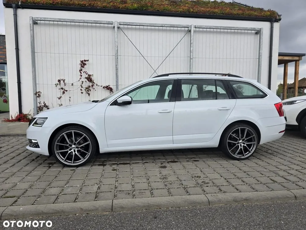 Skoda Octavia 2019 photo 3