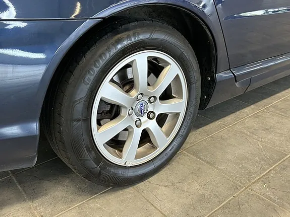 Volvo V70 2014 photo 3