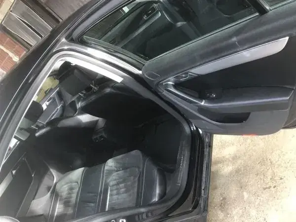 Volkswagen Passat 2011 photo 3