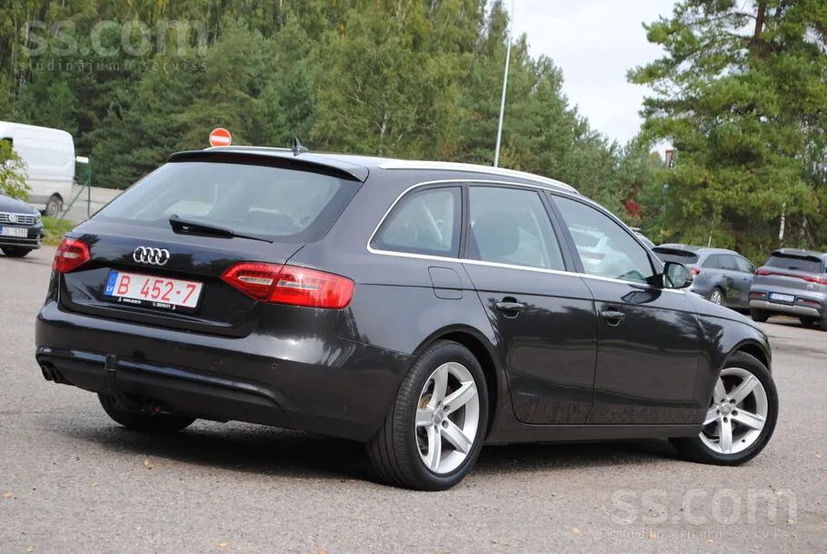 Audi A4 2012 photo 3