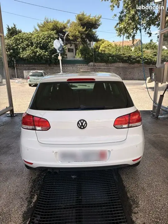 Volkswagen Golf 2009 photo 3