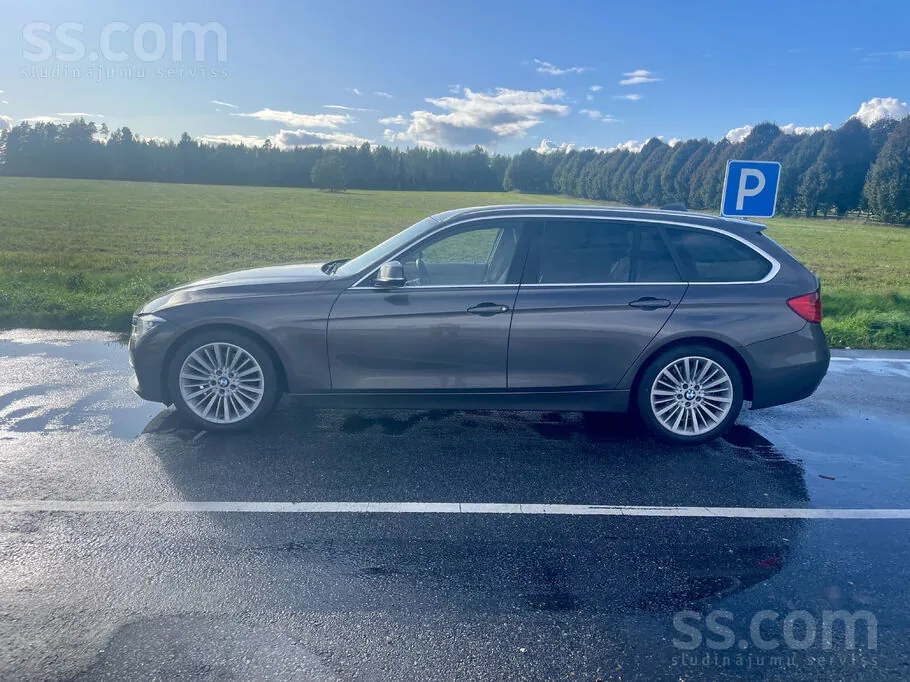 BMW 330 2012 photo 5