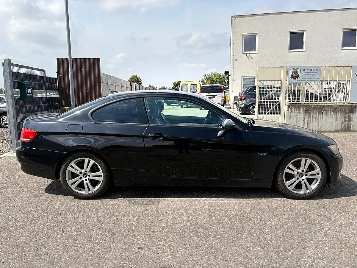 BMW 3 Series 2008 photo 2