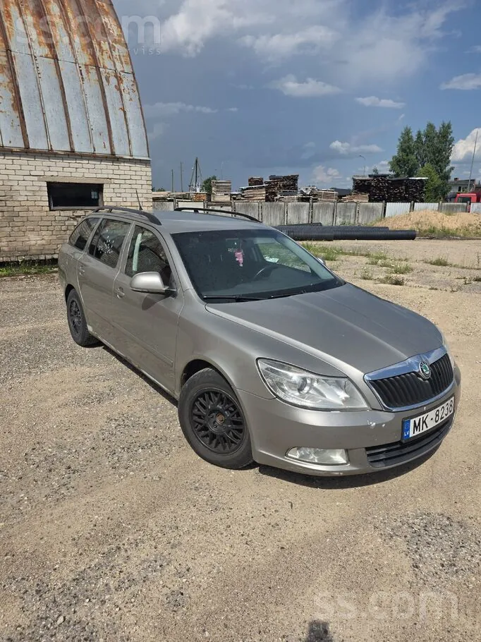 Skoda Octavia 2012 photo 3