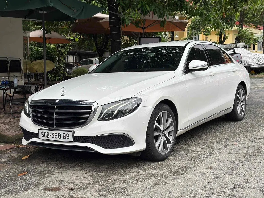 Mercedes-Benz E-Class 2019 photo 3