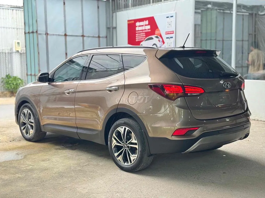 Hyundai Santa Fe 2016 photo 4