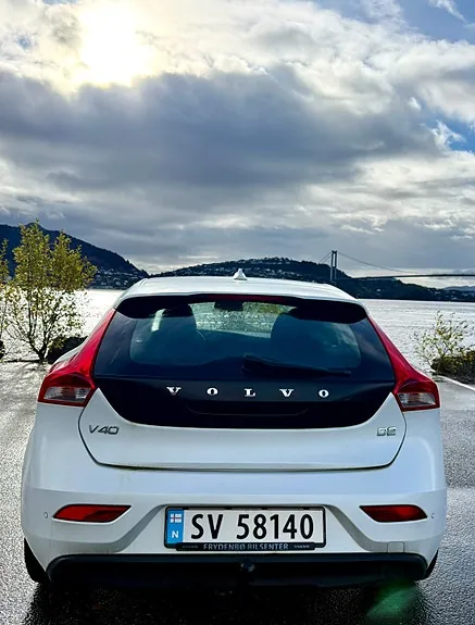 Volvo V40