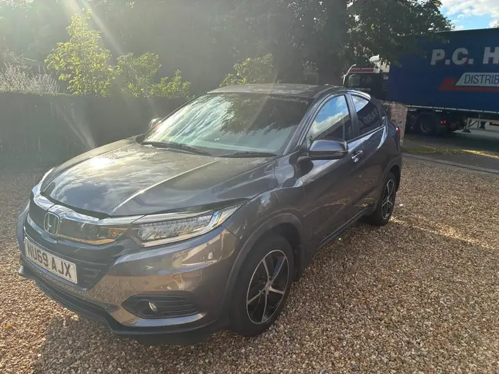 Honda Hr-V 2019 photo 2