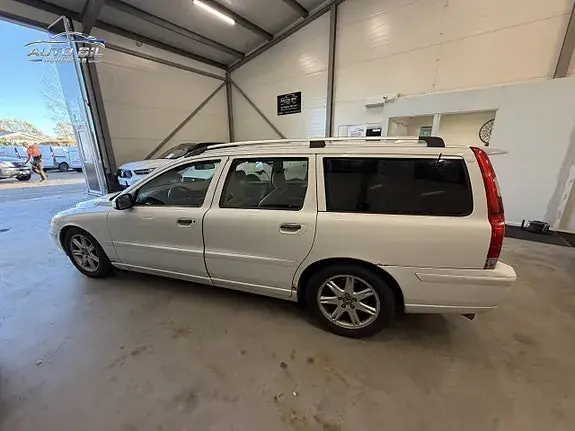 Volvo V70 2007 photo 5