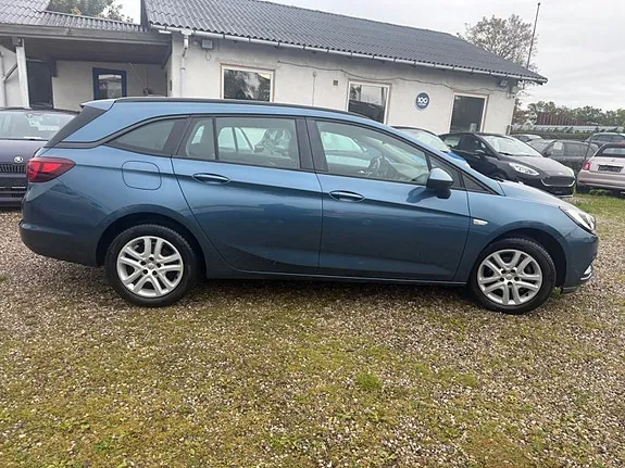 Opel Astra 2017 photo 4