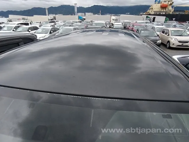 Toyota Voxy 2015 photo 5