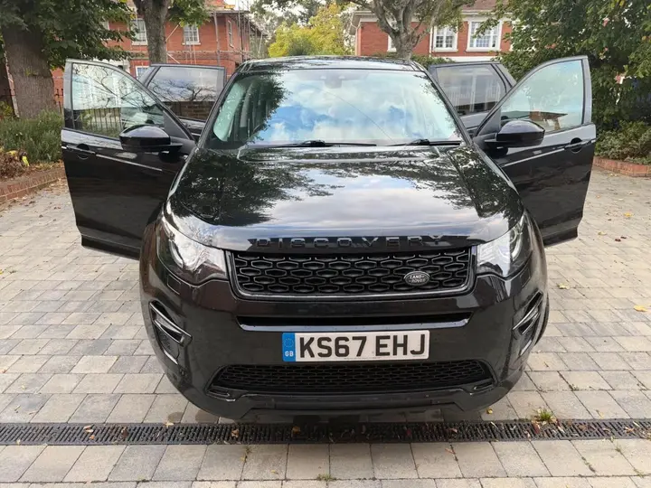 Land Rover Discovery Sport 2018 photo 3