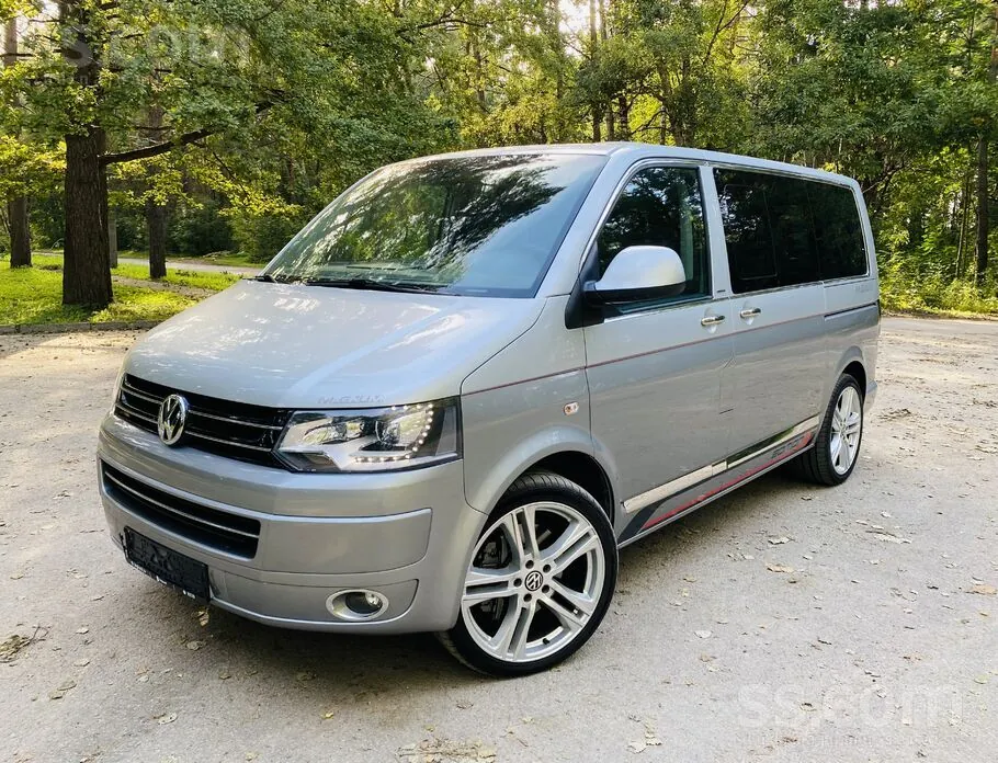 Volkswagen Multivan 2010 photo 2