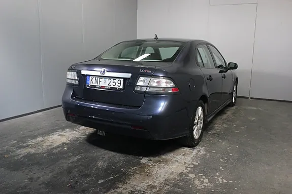 Saab 9-3 2010 photo 4