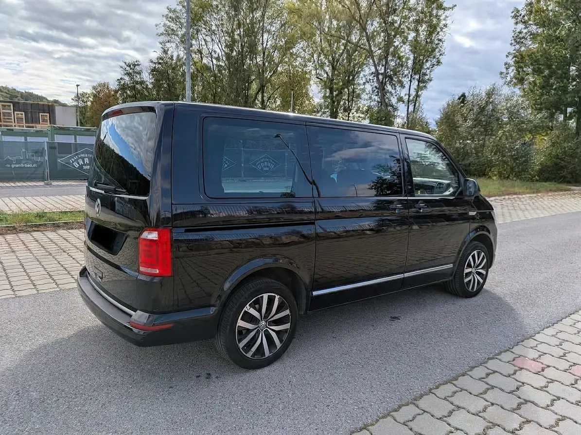 Volkswagen Multivan 2016 photo 2