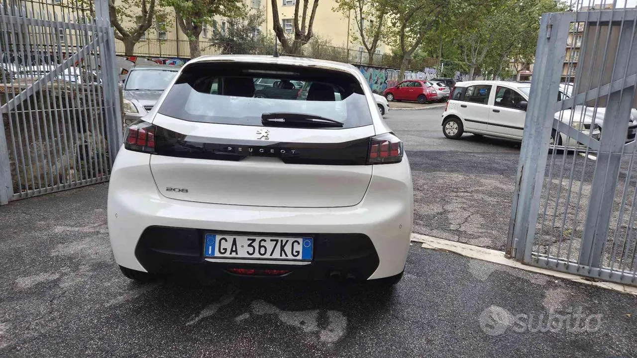 Peugeot 208 2020 photo 4