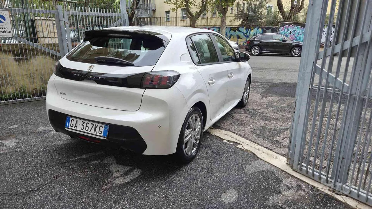 Peugeot 208 2020 photo 5
