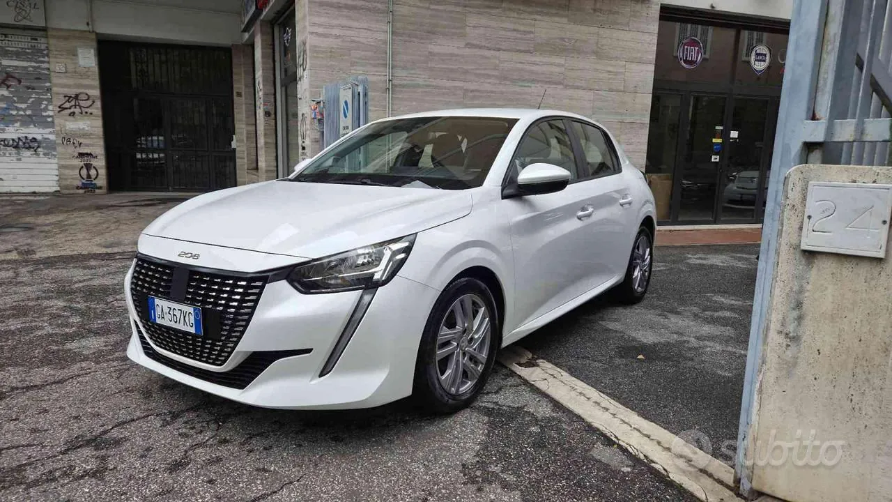 Peugeot 208 2020 photo 3
