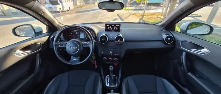 Audi A1 2014 photo 3