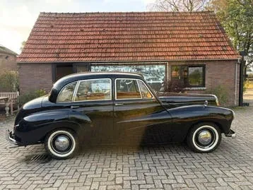 Daimler Conquest Century