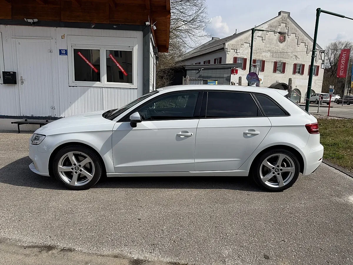 Audi A3 2017 photo 3