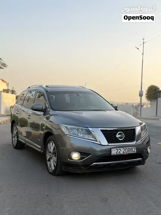 Nissan Pathfinder 2015 photo 2