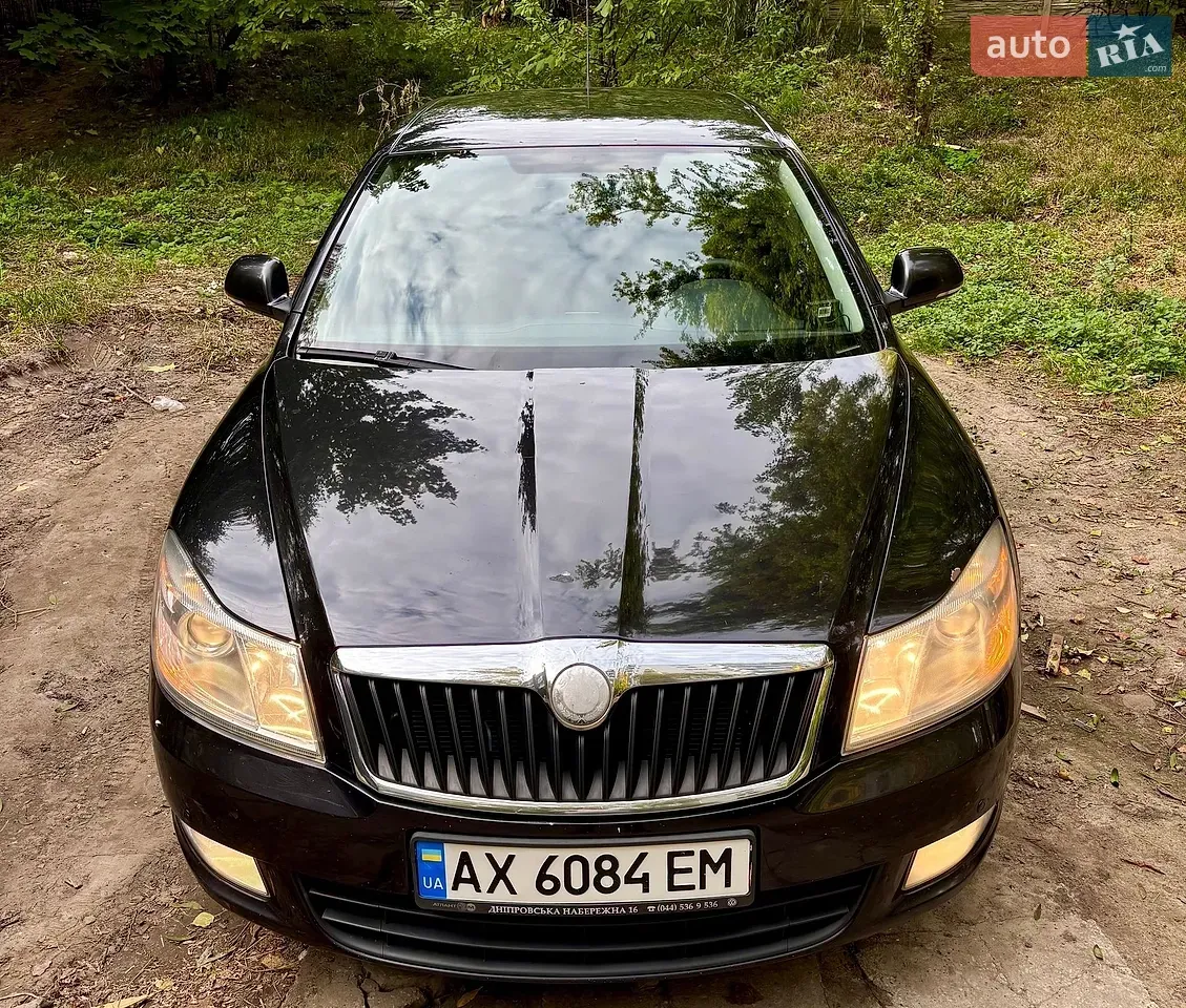 Skoda Octavia 2009 photo 2