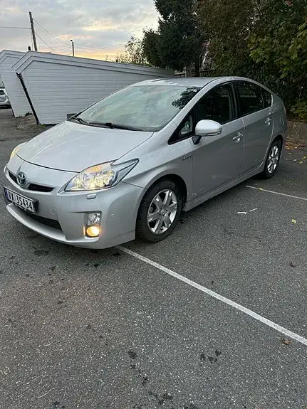 Toyota Prius 2010 photo 3