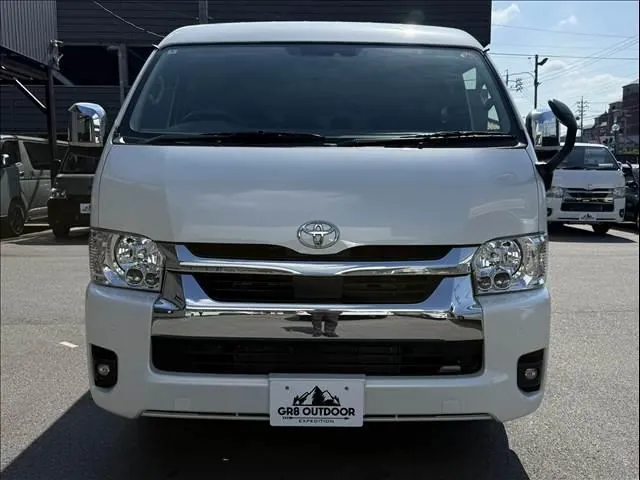 Toyota Hiace Wagon 2026 photo 2