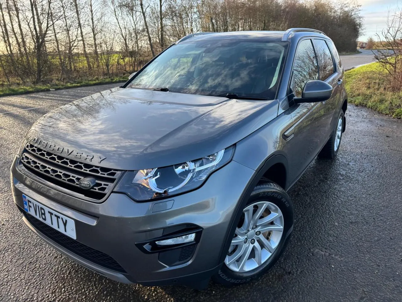 Land Rover Discovery Sport 2018 photo 3