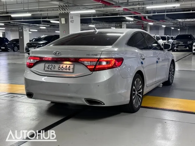 Hyundai Grandeur 2014 photo 3