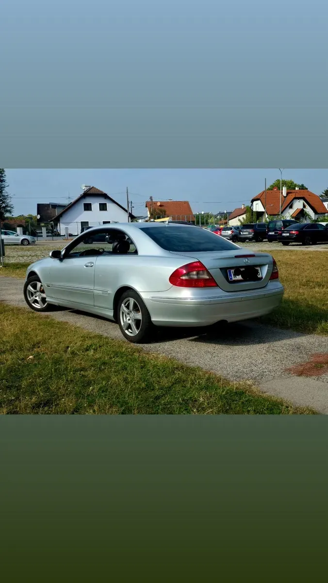 Mercedes-Benz Clk-Class 2008 photo 3