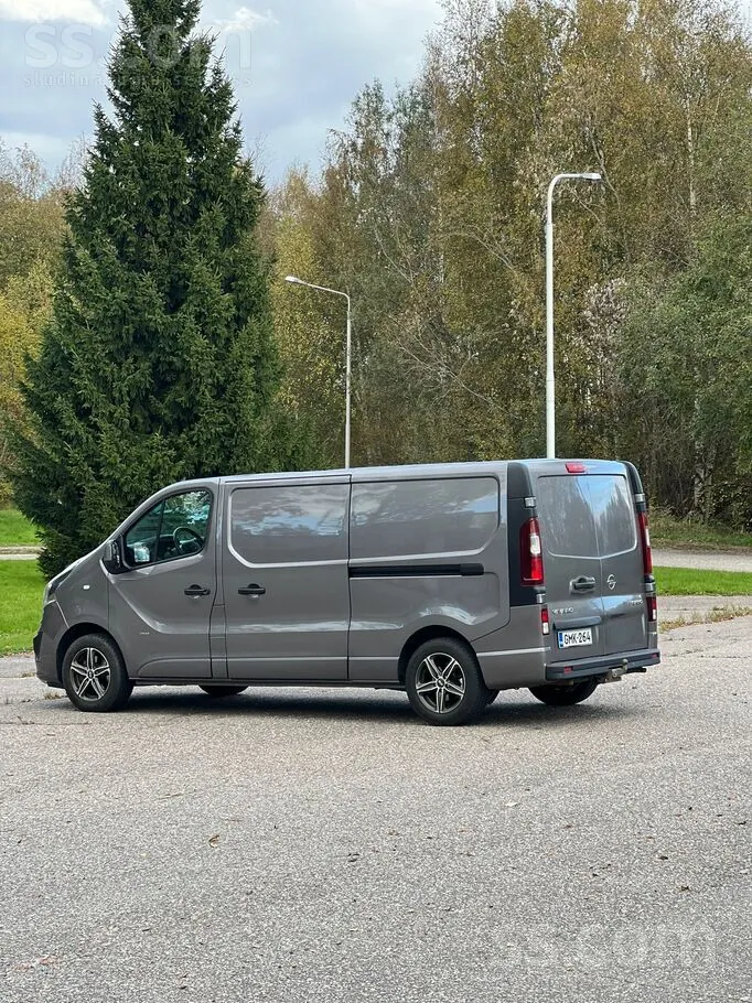 Opel Vivaro 2017 photo 3