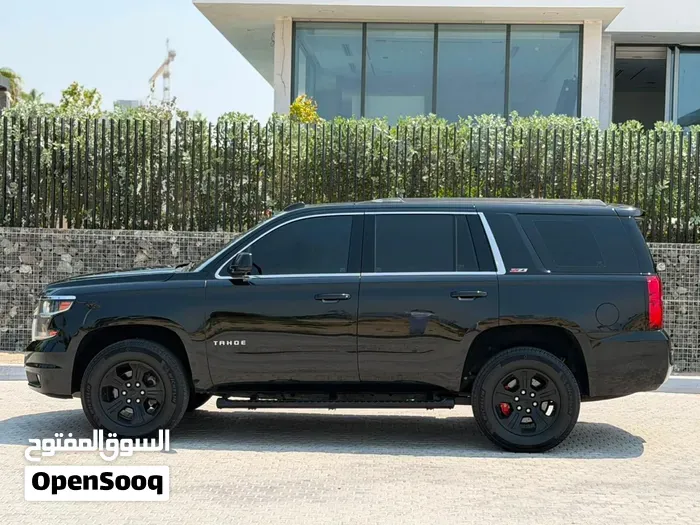 Chevrolet Tahoe 2017 photo 2