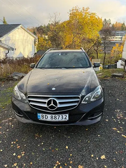 Mercedes-Benz E 220 D